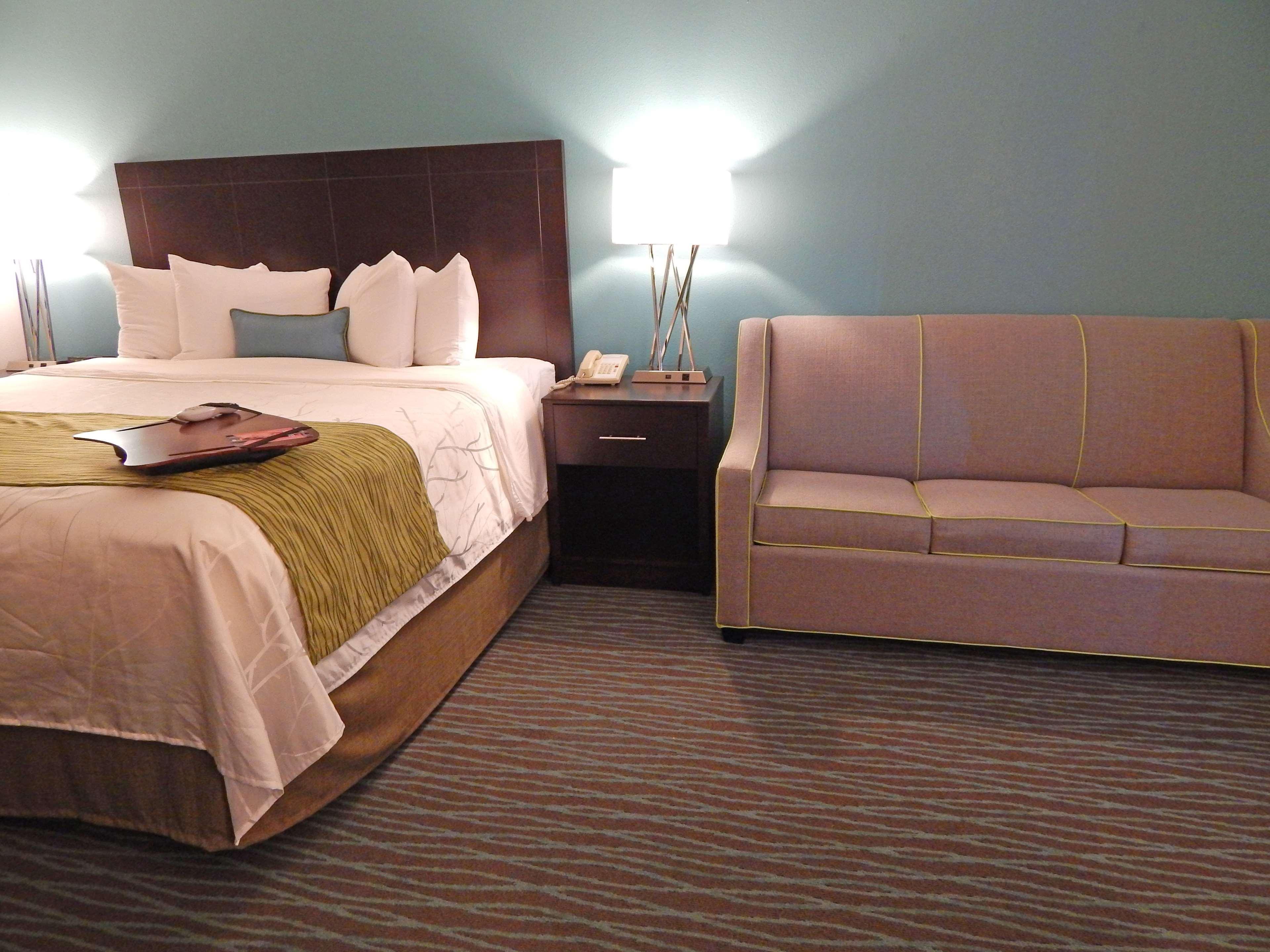 Best Western Golden Prairie Inn And Suites Sidney Extérieur photo