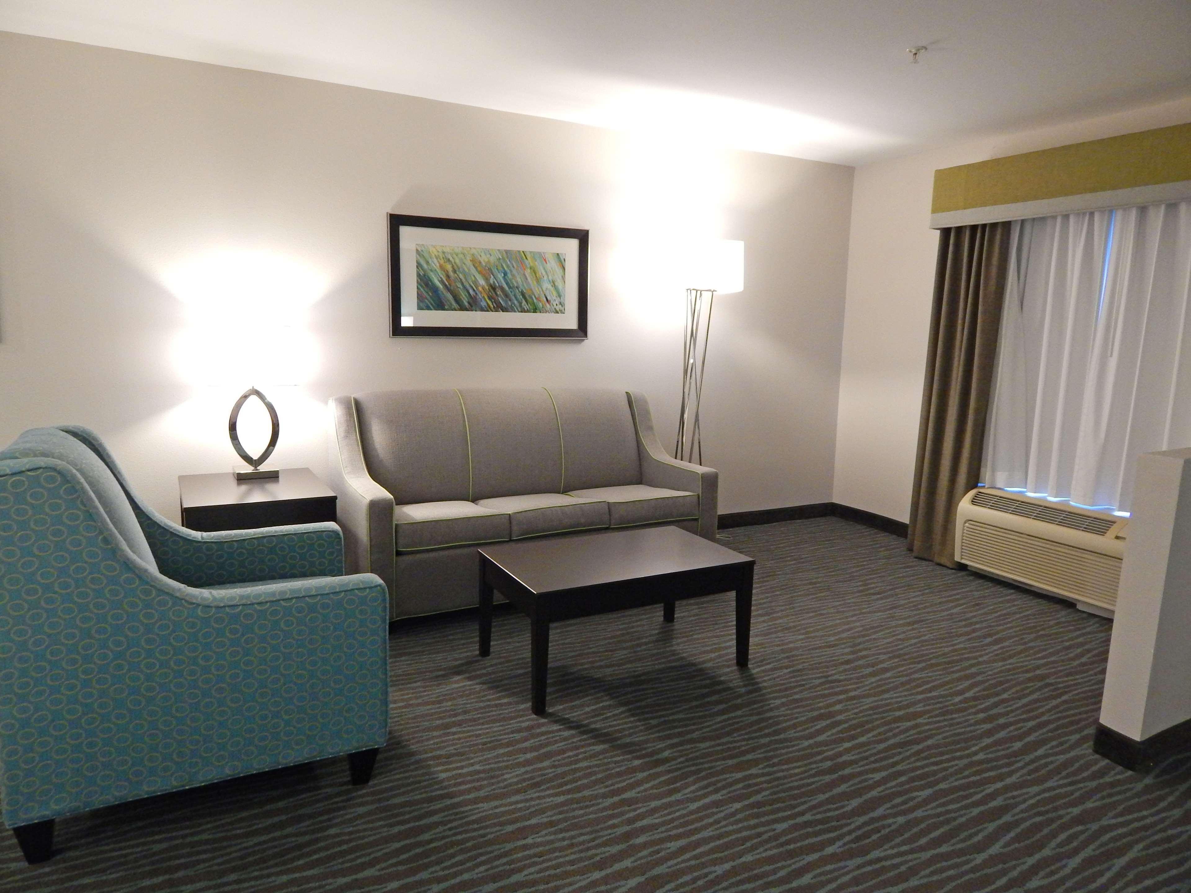 Best Western Golden Prairie Inn And Suites Sidney Extérieur photo