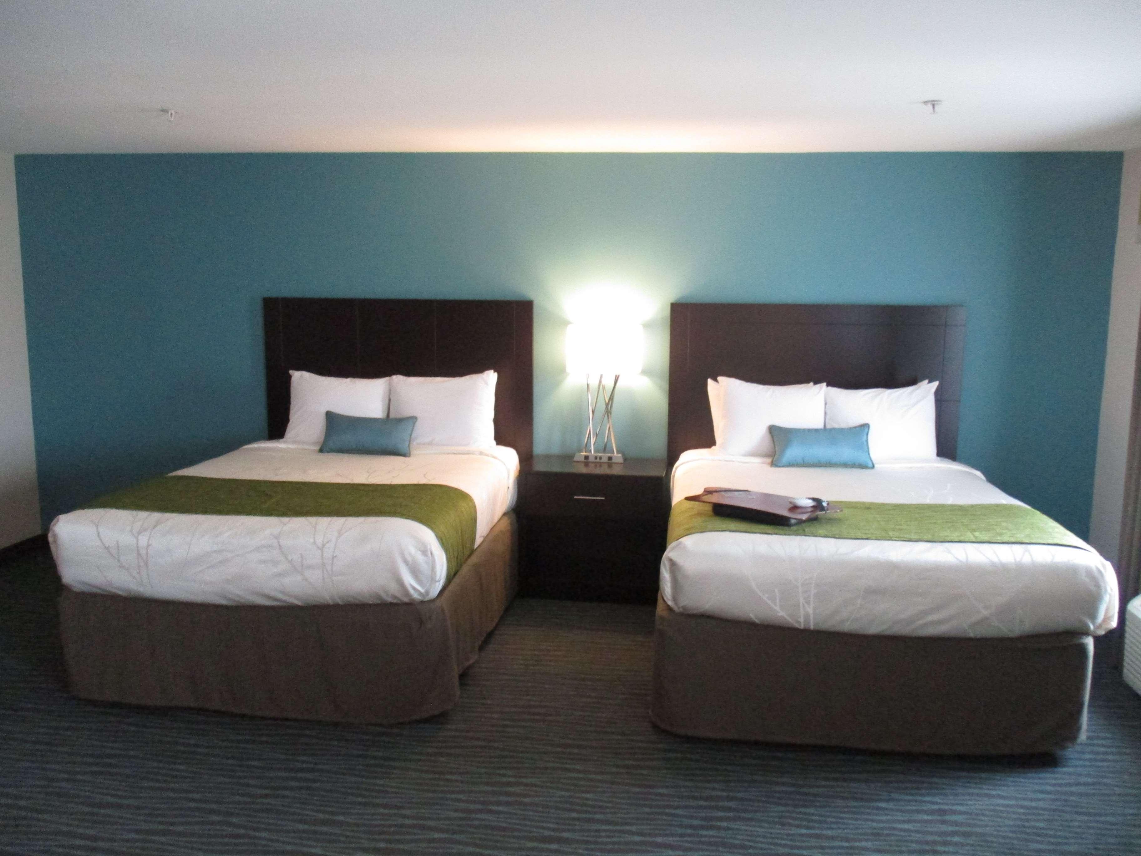 Best Western Golden Prairie Inn And Suites Sidney Extérieur photo