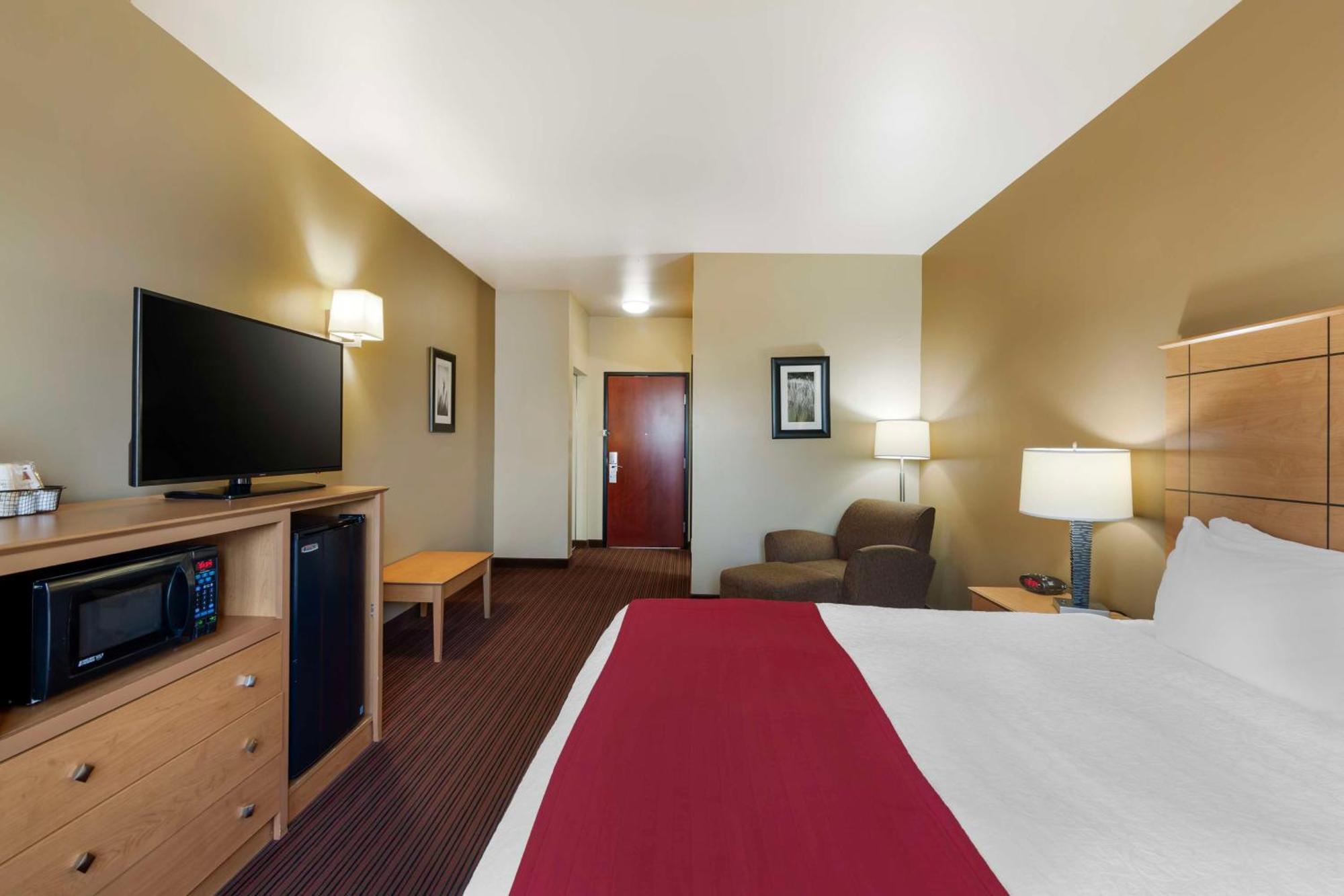 Best Western Golden Prairie Inn And Suites Sidney Extérieur photo