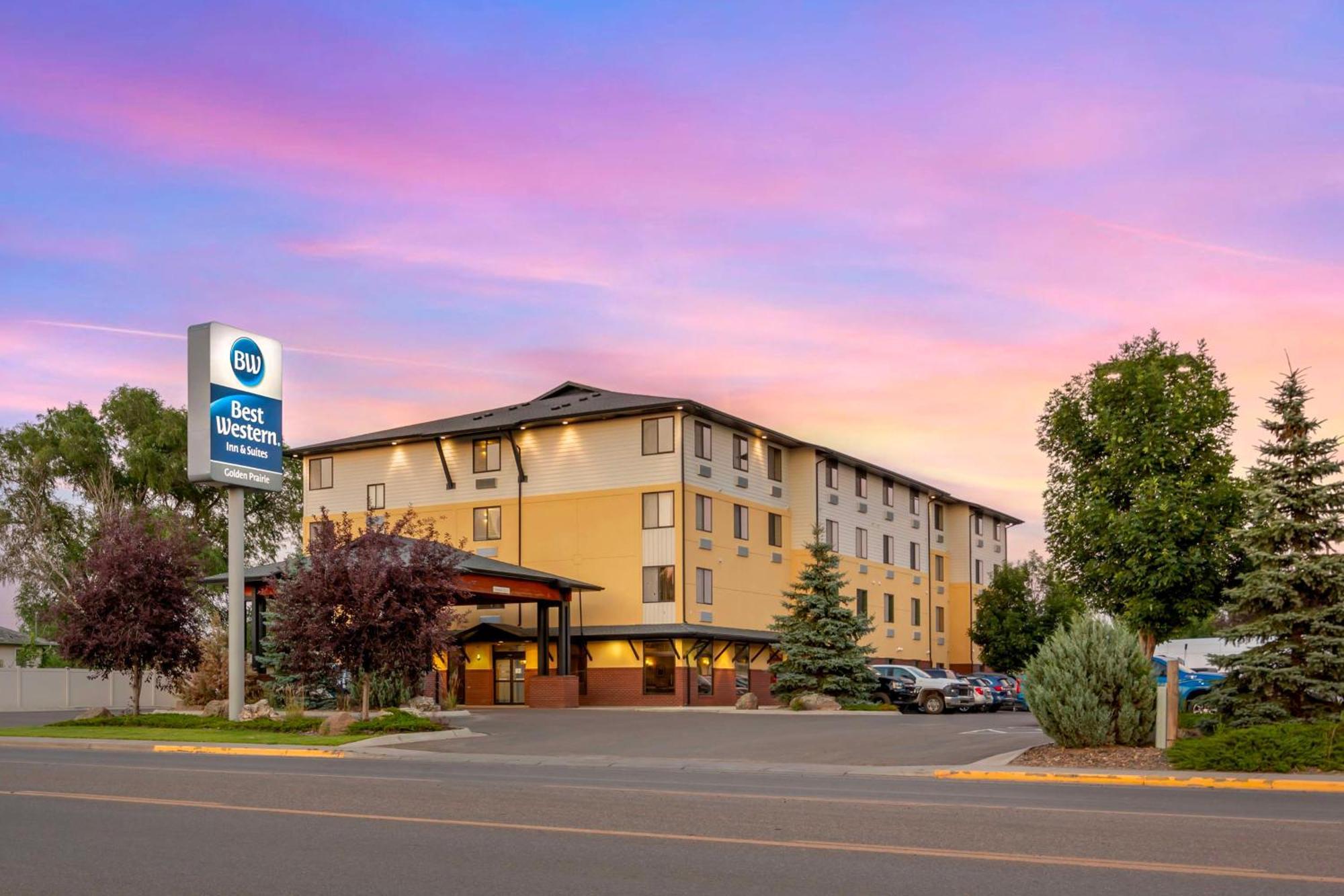 Best Western Golden Prairie Inn And Suites Sidney Extérieur photo